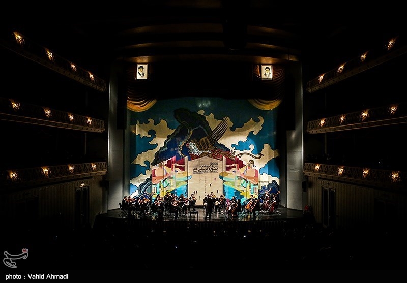 پنجمین شب سی‌ و چهارمین جشنواره موسیقی فجر