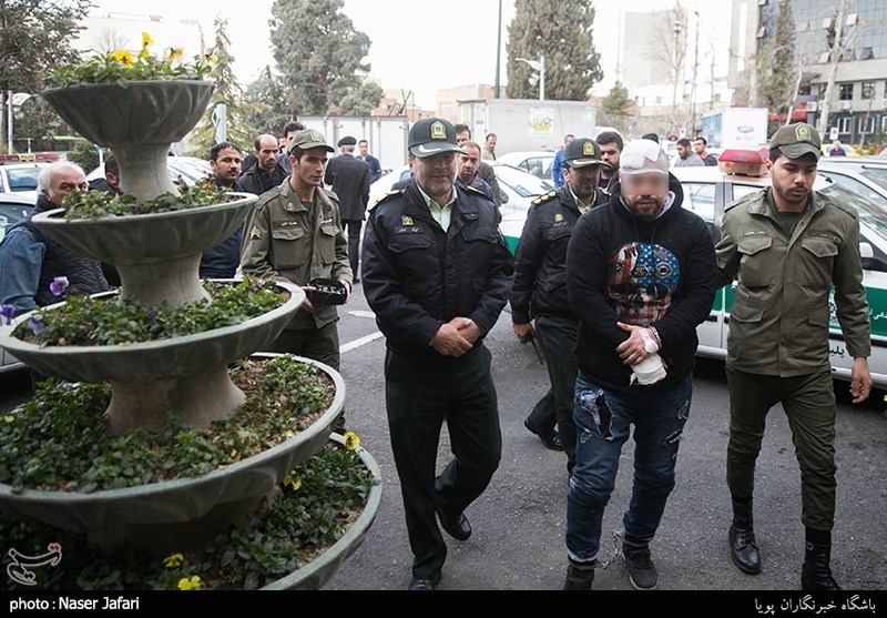 تعقیب و گریز بامدادی پلیس با سارق ایبرگهای پژو 206