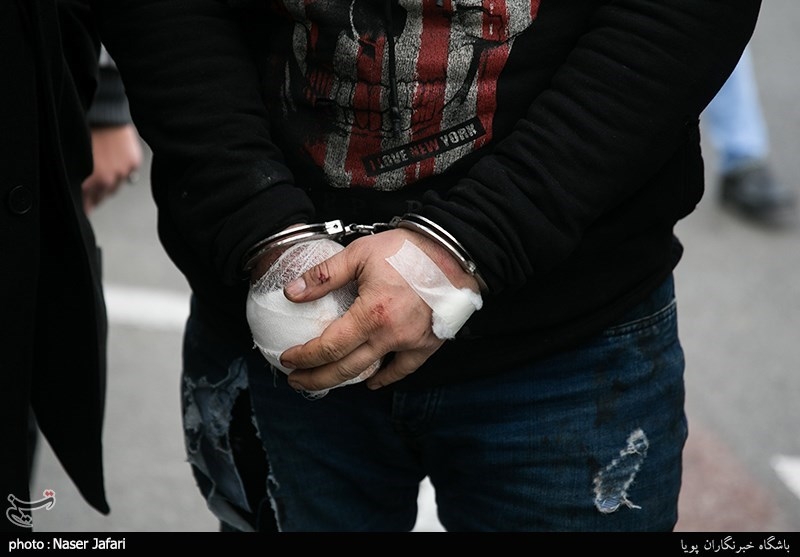 تعقیب و گریز بامدادی پلیس با سارق ایبرگهای پژو 206