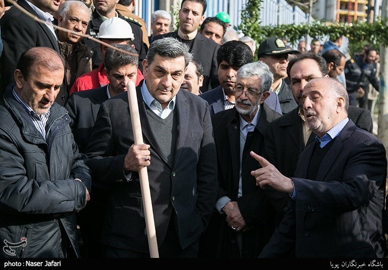 پیروز حناچی در پروژه ساماندهی و احیاء درختان چنار خیابان ولیعصر