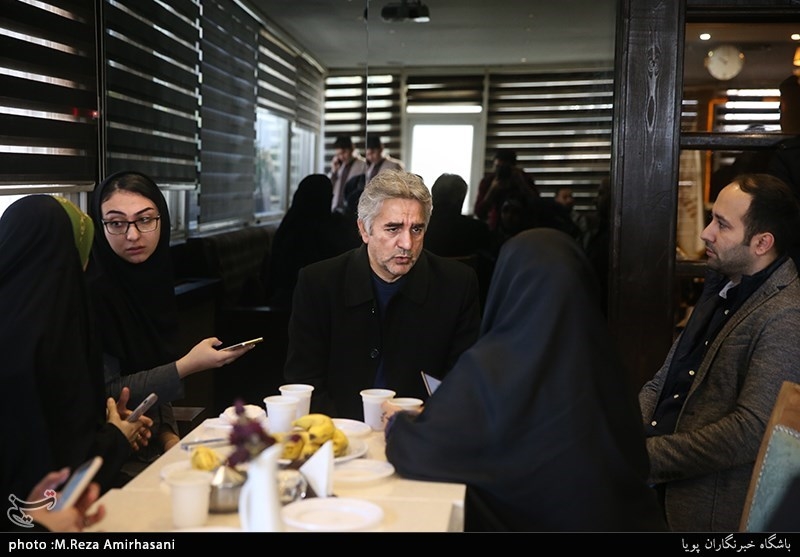 مهدی فرجی تهیه‌کننده‌  سریال "نون.خ"