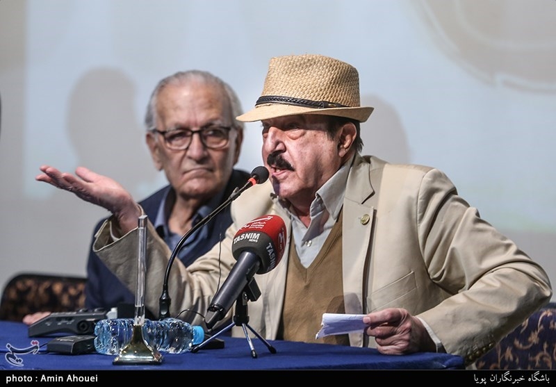 منوچهر آذری بازیگر و گوینده طناز ایرانی