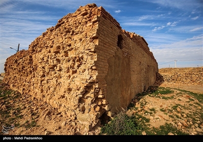 ین حمام توسط مرحوم استاد معتمدی ساخته شد و به دو بخش حمام زنانه و مردانه تقسیم می شد.
