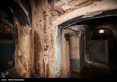 ین حمام توسط مرحوم استاد معتمدی ساخته شد و به دو بخش حمام زنانه و مردانه تقسیم می شد.