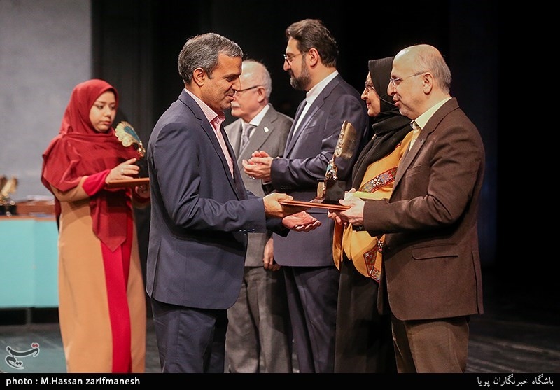 تجلیل از برگزیدگان جشنواره بین المللی مد و لباس فجر