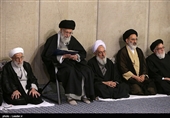 مراسم بزرگداشت آیت‌الله مؤمن در محضر امام خامنه‌ای برگزار شد