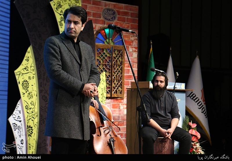 جشن انتشار کتاب اکنون