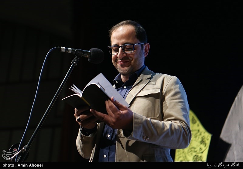 جشن انتشار کتاب اکنون