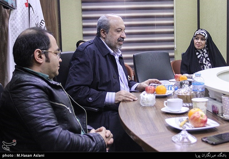 نشست نقد و بررسی کتاب کاخ سعدآبادی