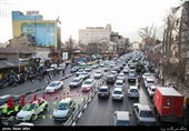 Shoppers Swarms Tajrish in North Tehran ahead of Nowruz