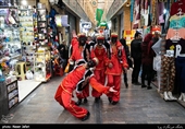 Shoppers Swarms Tajrish in North Tehran ahead of Nowruz