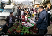 Shoppers Swarms Tajrish in North Tehran ahead of Nowruz