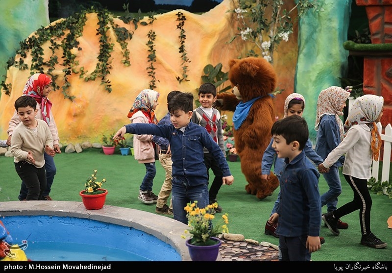 پشت صحنه برنامه تلویزیونی دهکده کوهستانی