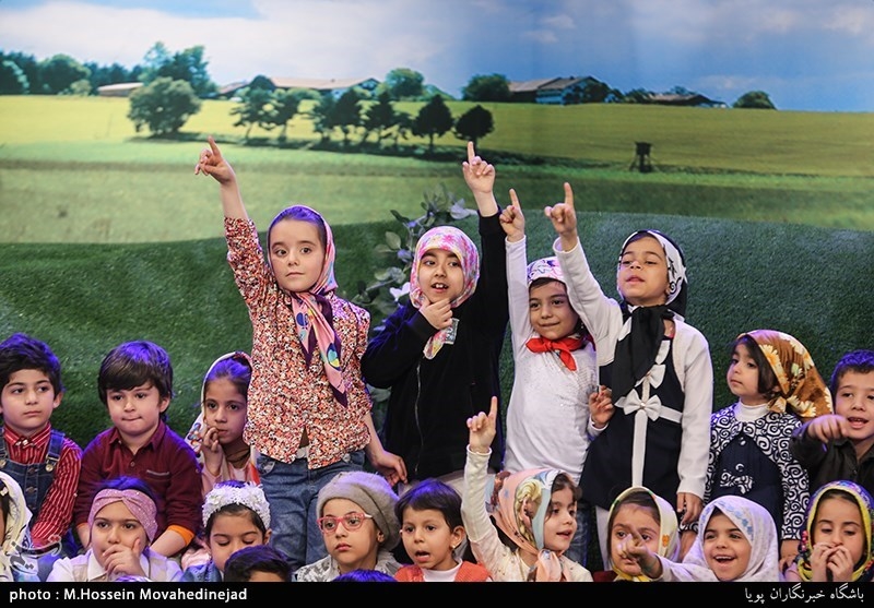 پشت صحنه برنامه تلویزیونی دهکده کوهستانی