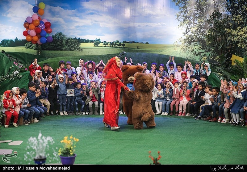 پشت صحنه برنامه تلویزیونی دهکده کوهستانی