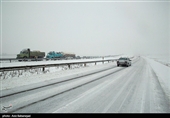 هشدار پلیس راهور: جاده‌های 20 استان برفی و بارانی هستند