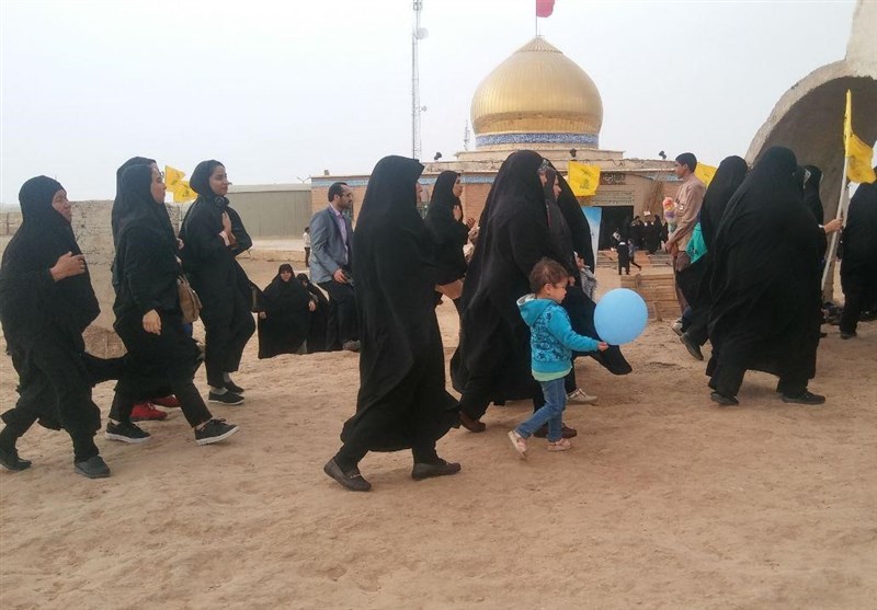 خانواده شهدای فاطمیون در راهیان نور