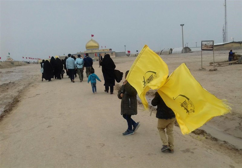 خانواده شهدای فاطمیون در راهیان نور