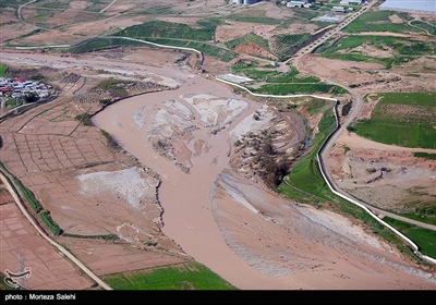 "خسارت بیش از یک‌ میلیاردی سیل به دلفان"