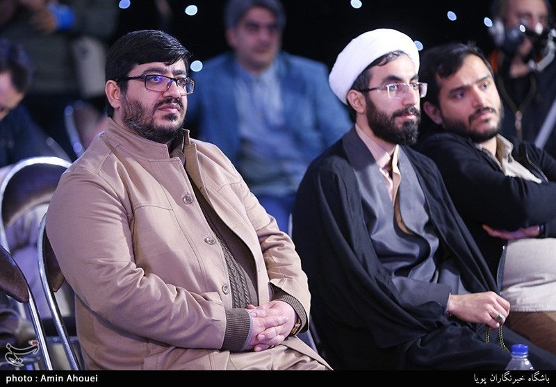 رونمایی کتاب مصور عکاسان جنگ