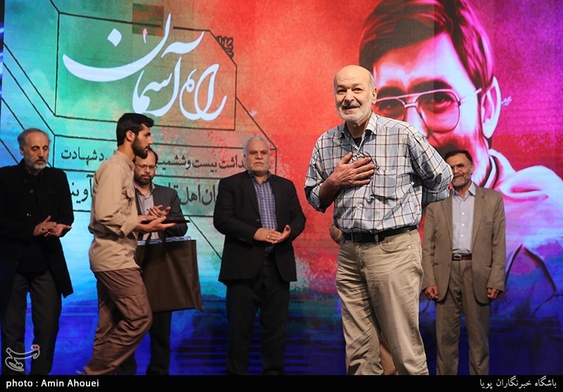 رونمایی کتاب مصور عکاسان جنگ