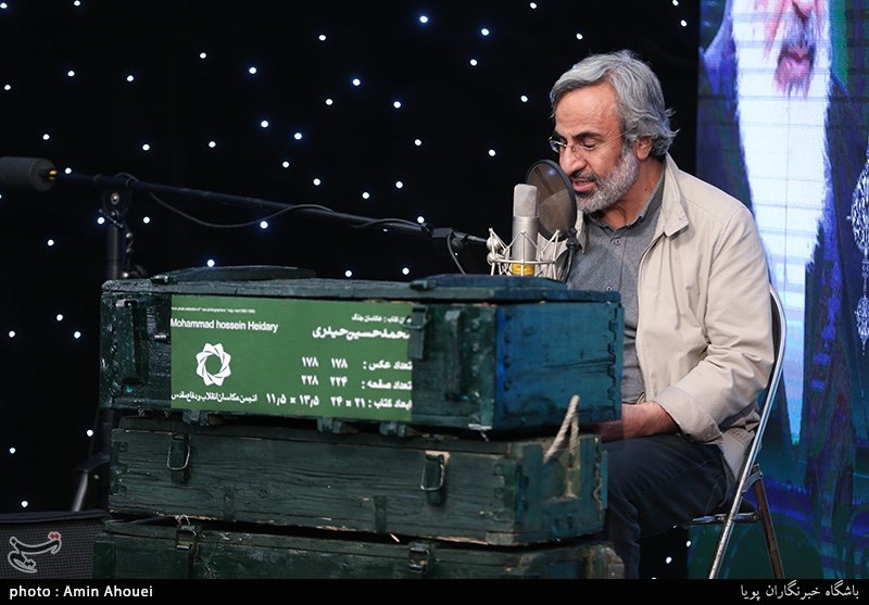 رونمایی کتاب مصور عکاسان جنگ