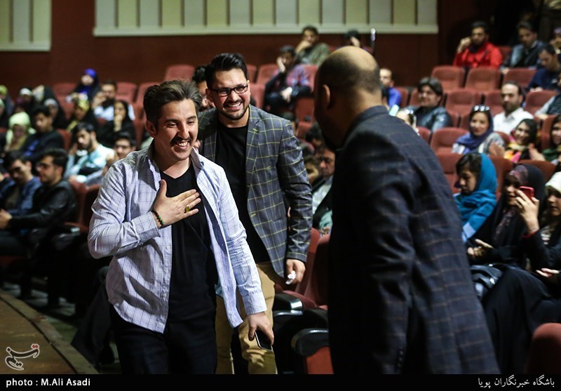 مراسم رونمایی از کتاب شعر ساده