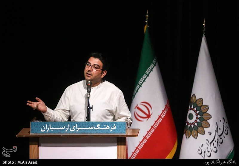 مراسم رونمایی از کتاب شعر ساده