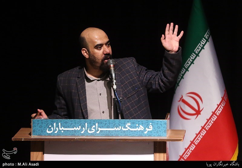 مراسم رونمایی از کتاب شعر ساده