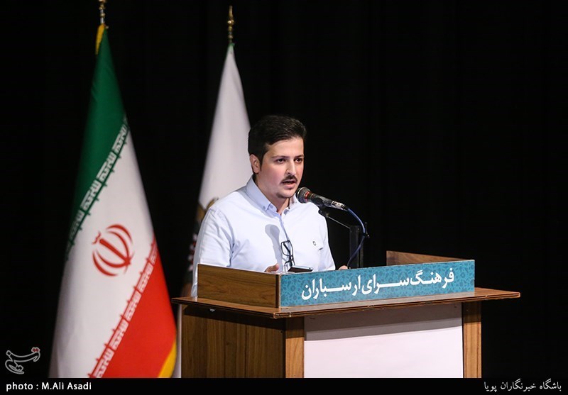 مراسم رونمایی از کتاب شعر ساده