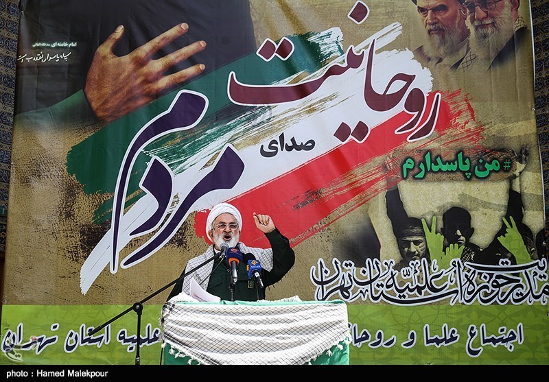 تجمع طلاب و روحانیون حوزه علمیه مروی در حمایت از سپاه