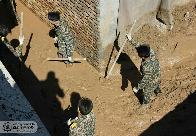 فاطمیون و کمک به سیل زدگان