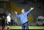 نادر دست‌نشان: جایی که ناظر بازی را قبل از مسابقه می‌زنند من چه بگویم؟/ جای شکر دارد که زنده‌ایم!