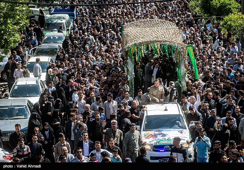 تشییع پیکر شهید مدافع حرم مجید قربانخانی