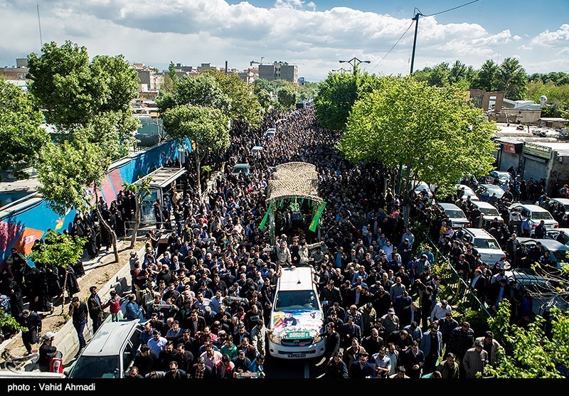 تشییع پیکر شهید مدافع حرم مجید قربانخانی