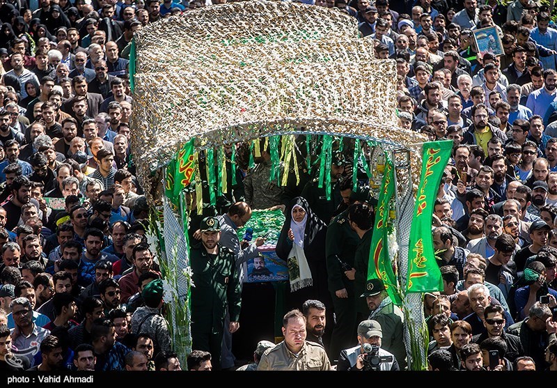 تشییع پیکر شهید مدافع حرم مجید قربانخانی