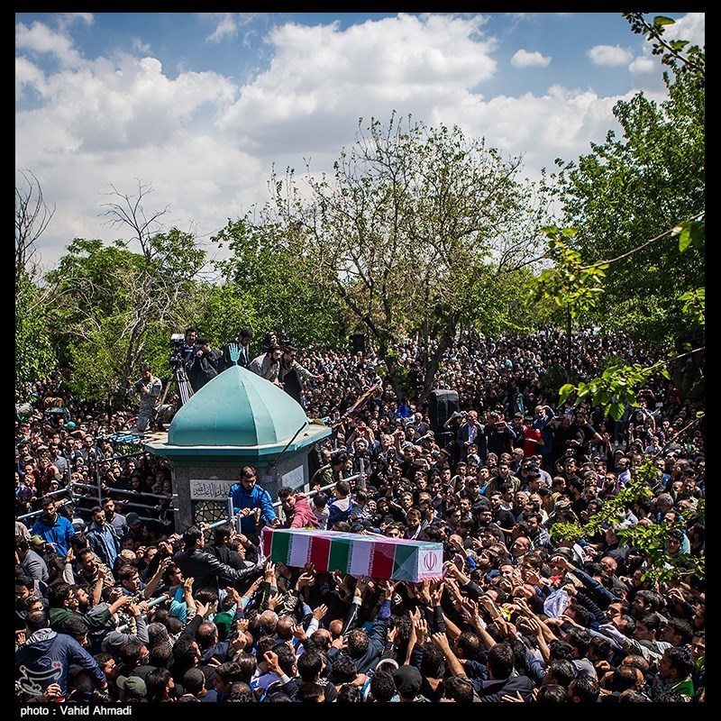 تشییع پیکر شهید مدافع حرم مجید قربانخانی