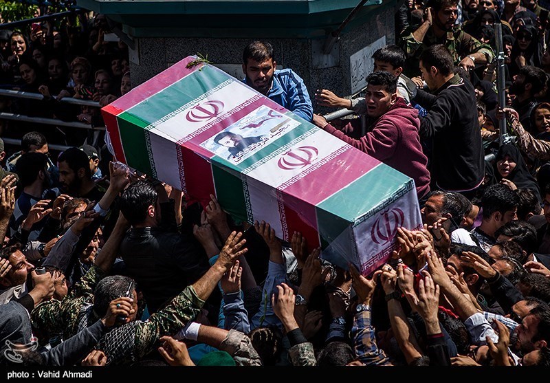 تشییع پیکر شهید مدافع حرم مجید قربانخانی