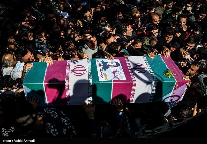 تشییع پیکر شهید مدافع حرم مجید قربانخانی