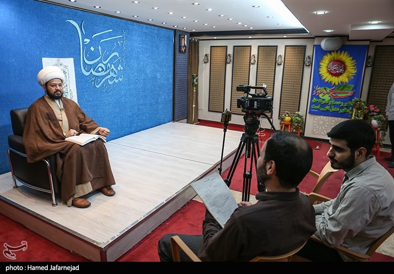 حجت‎الاسلام ناصر خلج کارشناس و سخنران دینی