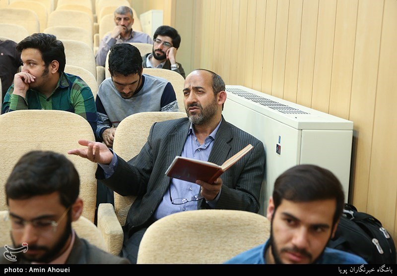 نشست حجاب راه رستگاری