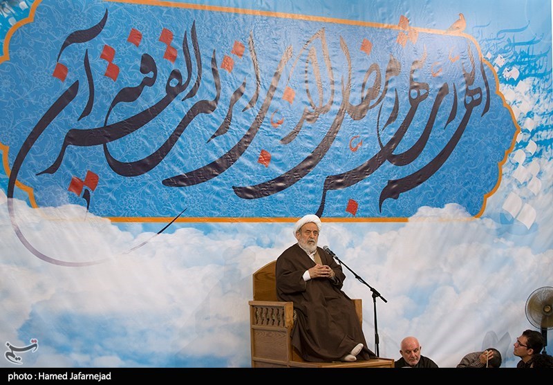 سخنرانی حجت الاسلام و المسلمین حسین انصاریان استاد اخلاق  در مسجد حضرت امیر(ع)