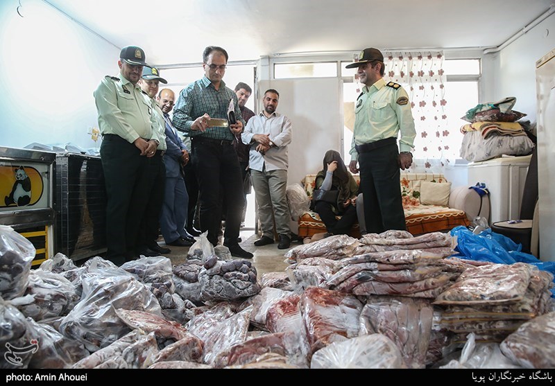 کشف انبار گوشت های فاسد