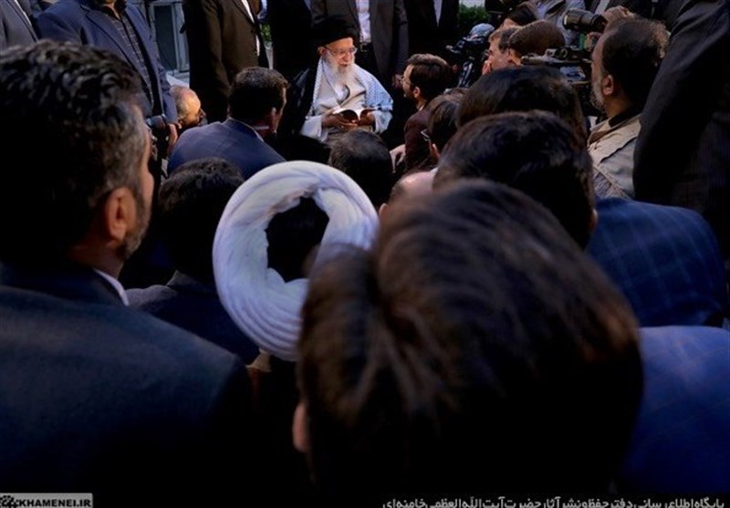 دیدار شاعران