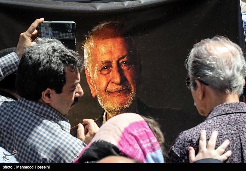 تلویزیون , رادیو , صدا و سیمای جمهوری اسلامی ایران , دوبله , تئاتر , سینمای ایران , بازیگران سینما و تلویزیون ایران , 