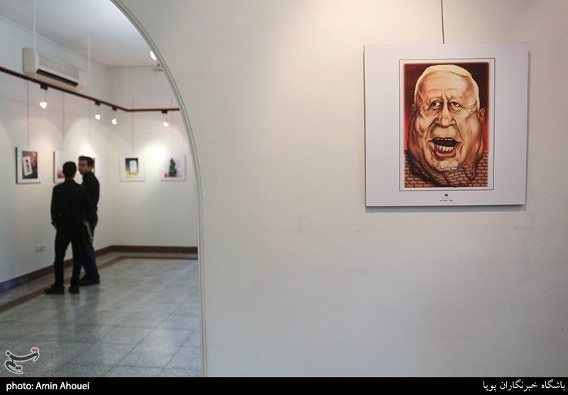 نمایشگاه کارتون و کاریکاتور أَلَیسَ الصُّبْحُ بِقَرِیب