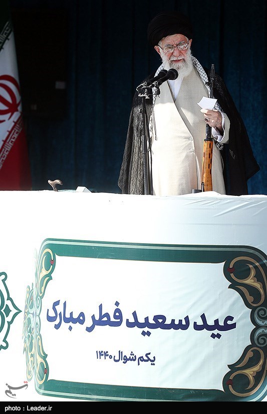 اقامه نماز عید سعید فطر در مصلای امام خمینی (ره)