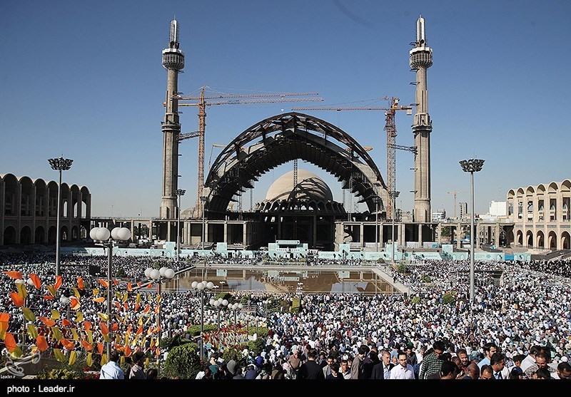 اقامه نماز عید سعید فطر در مصلای امام خمینی (ره)