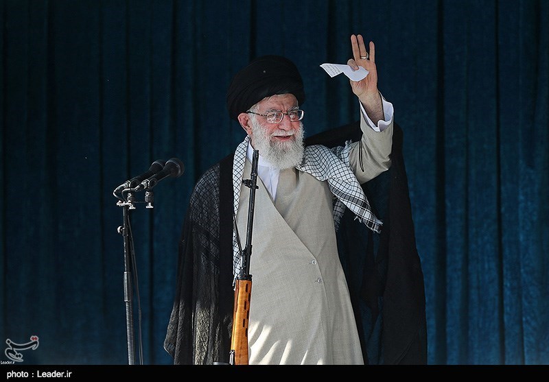 اقامه نماز عید سعید فطر در مصلای امام خمینی (ره)