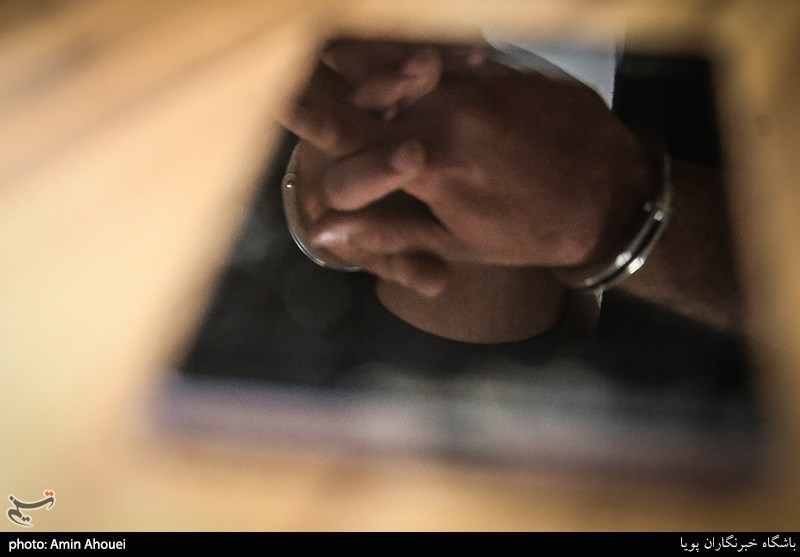 سارقان گوشی‌های شهرک قدس به دام افتادند 